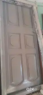 বার্মাটিক সেগুন কাঠের দরজা।