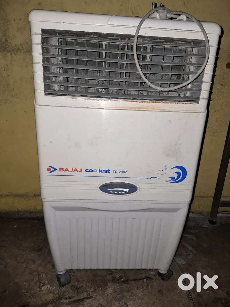 Bajaj cooler