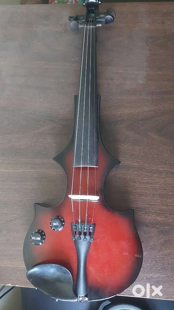 Electric violin