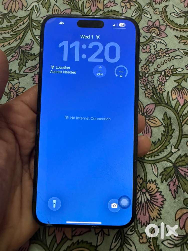 Iphone 15 pro max 512gb with cable only(back glass break)