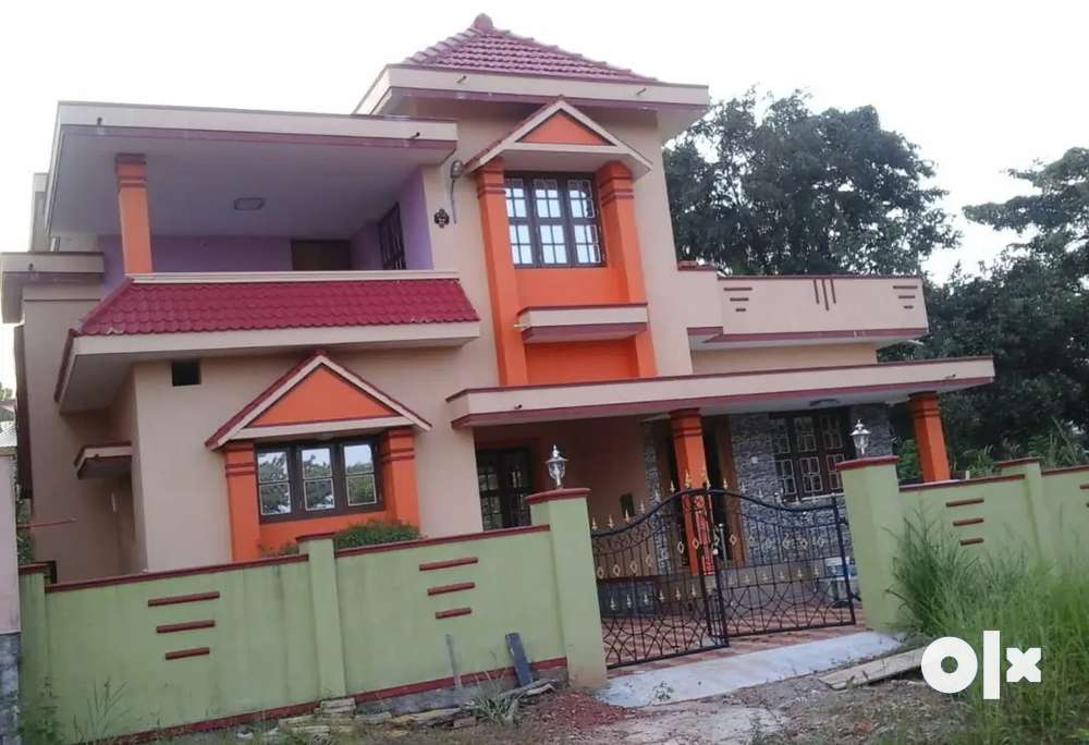 4 bhk Independent house in Santhekatte