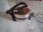 Electric chapathi/roti maker