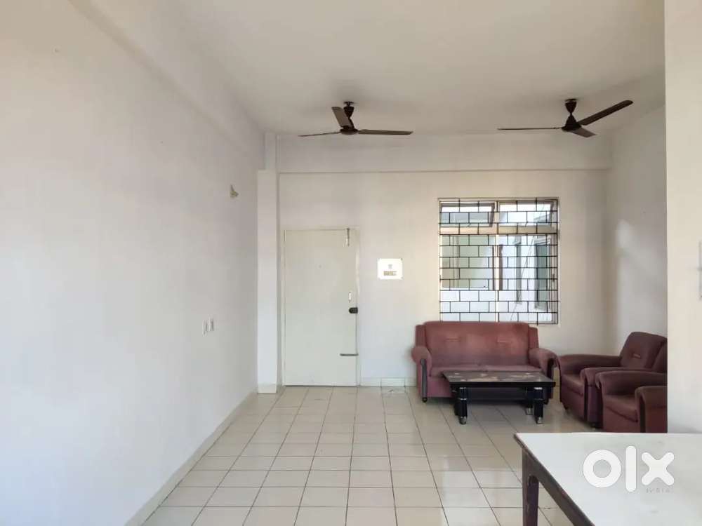 2 BHK available for rent in Jayanagar main road!!