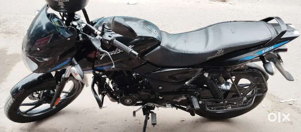 Pulsar 125 neon single seat blue colour