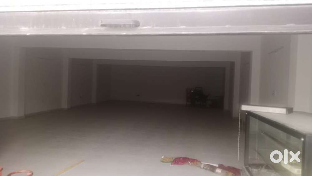 1800 sqft Lower ground floor for rent