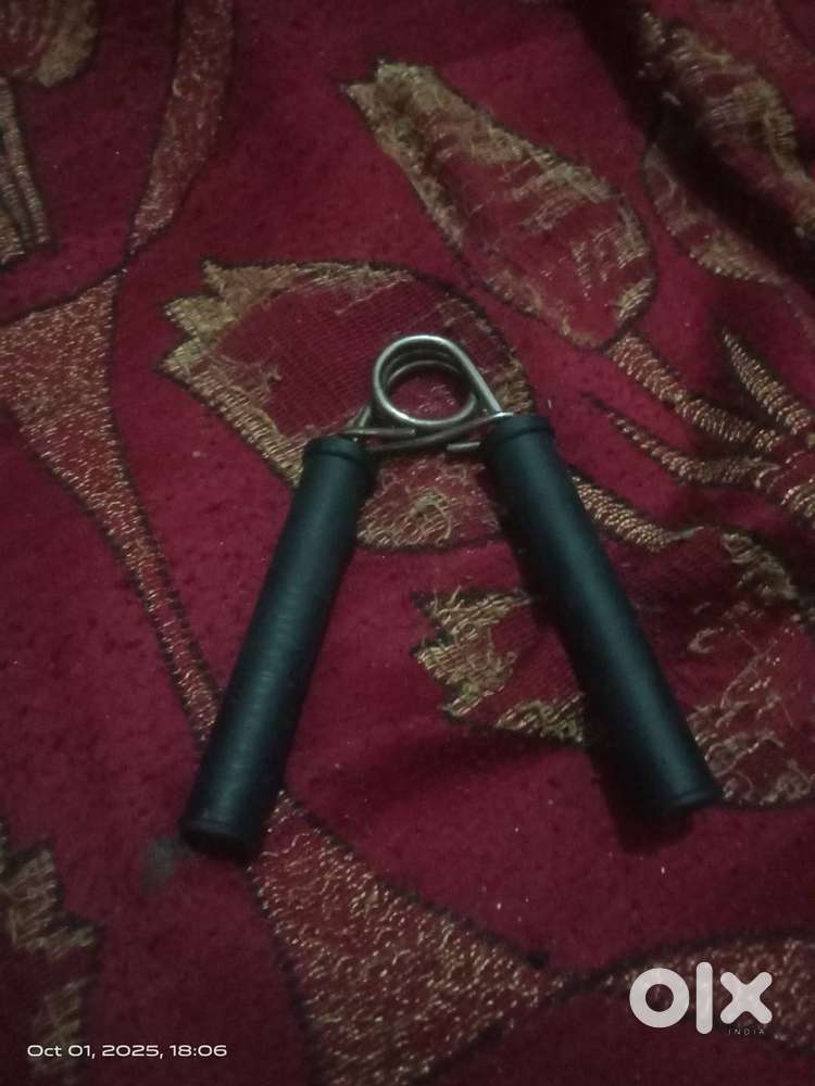 Hand gripper