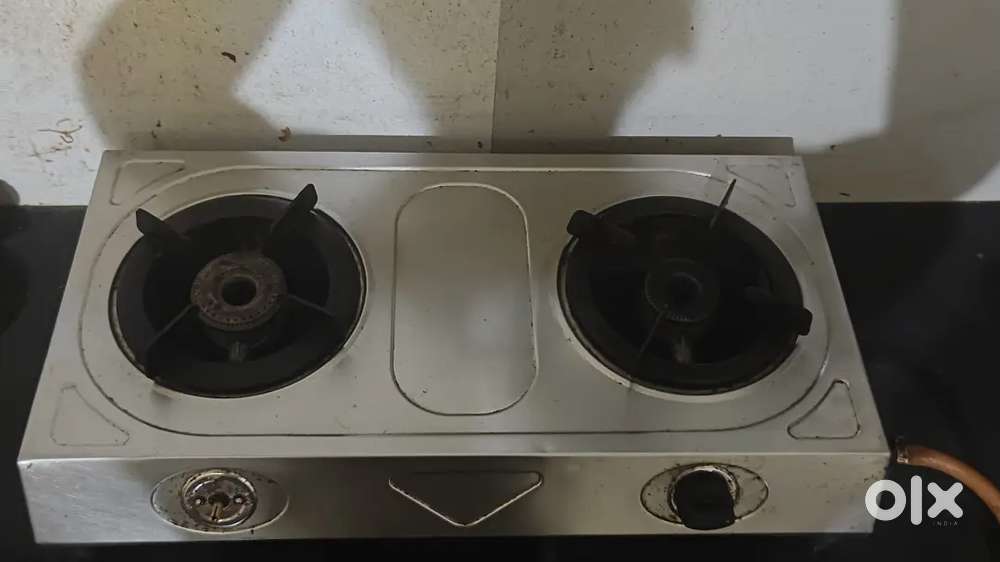 Double burner Gas stove