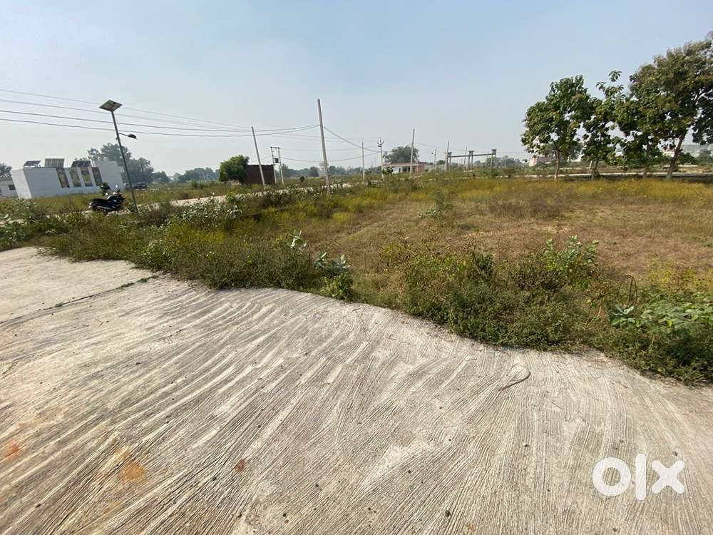 166 yards plot for sale