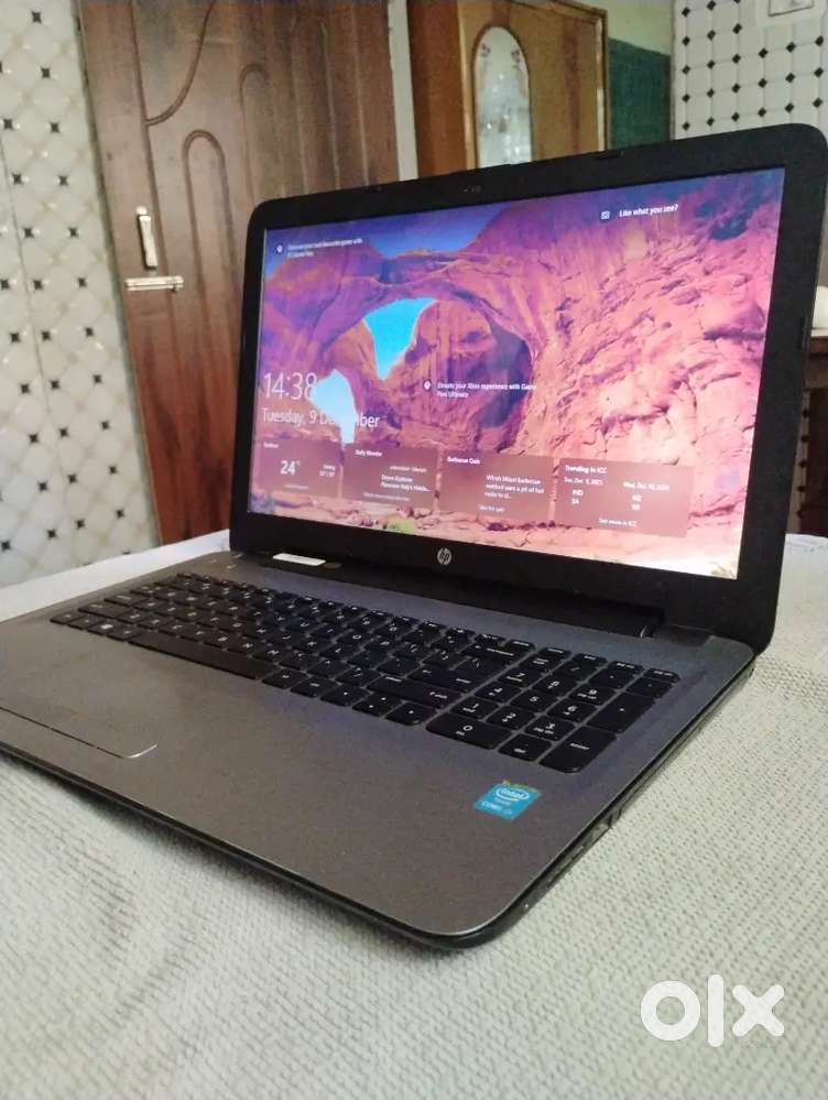 HP i3 7th generation 4GB/ 256 SSD