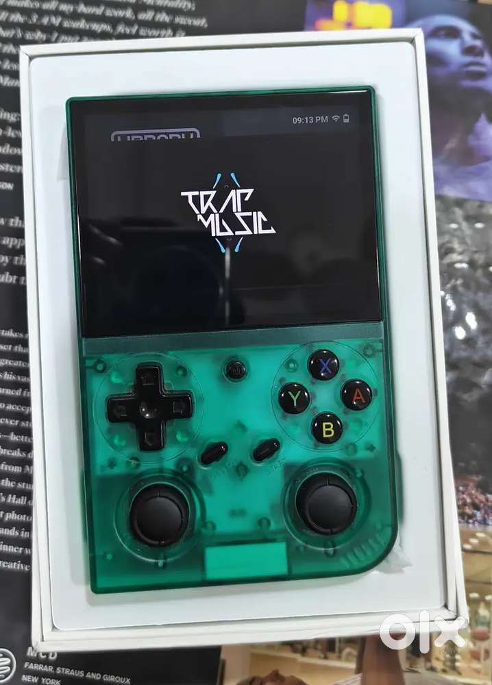 Anbernic RG35XX Pro Retro Handheld Game Console