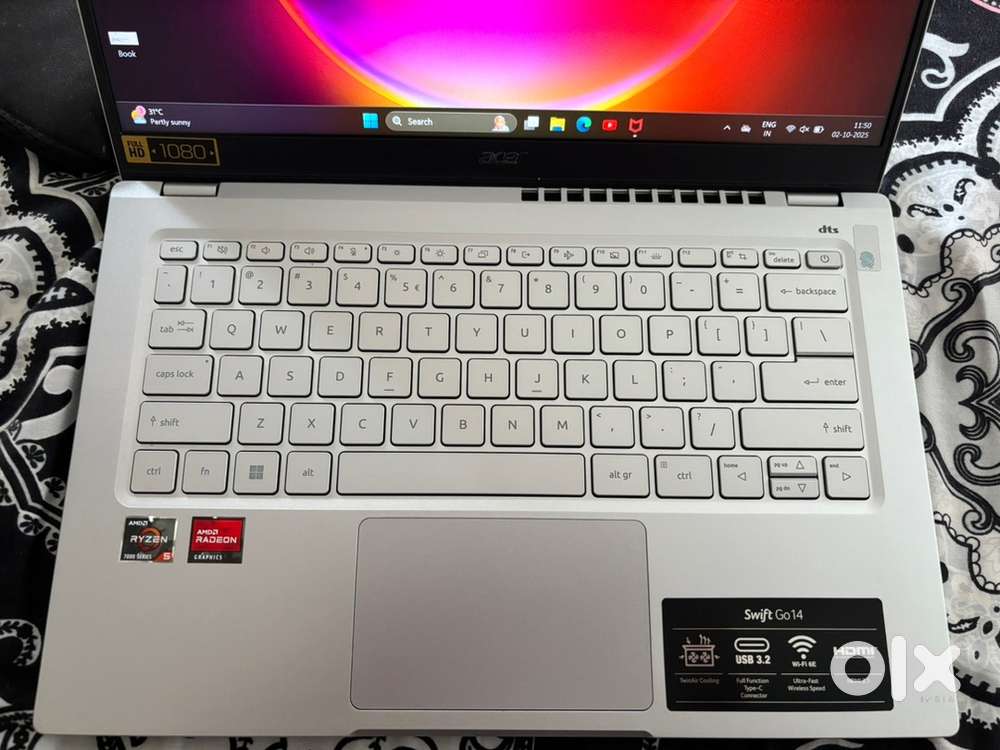 Laptop- Acer Swift Go 14