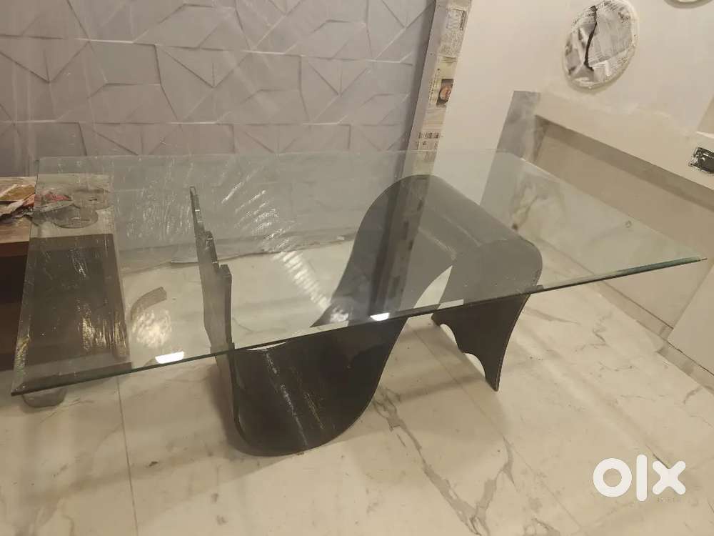 6 seater Designer Dinning Table