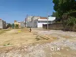 Police Headquarter se Matra 5 minute ki duri par plots le