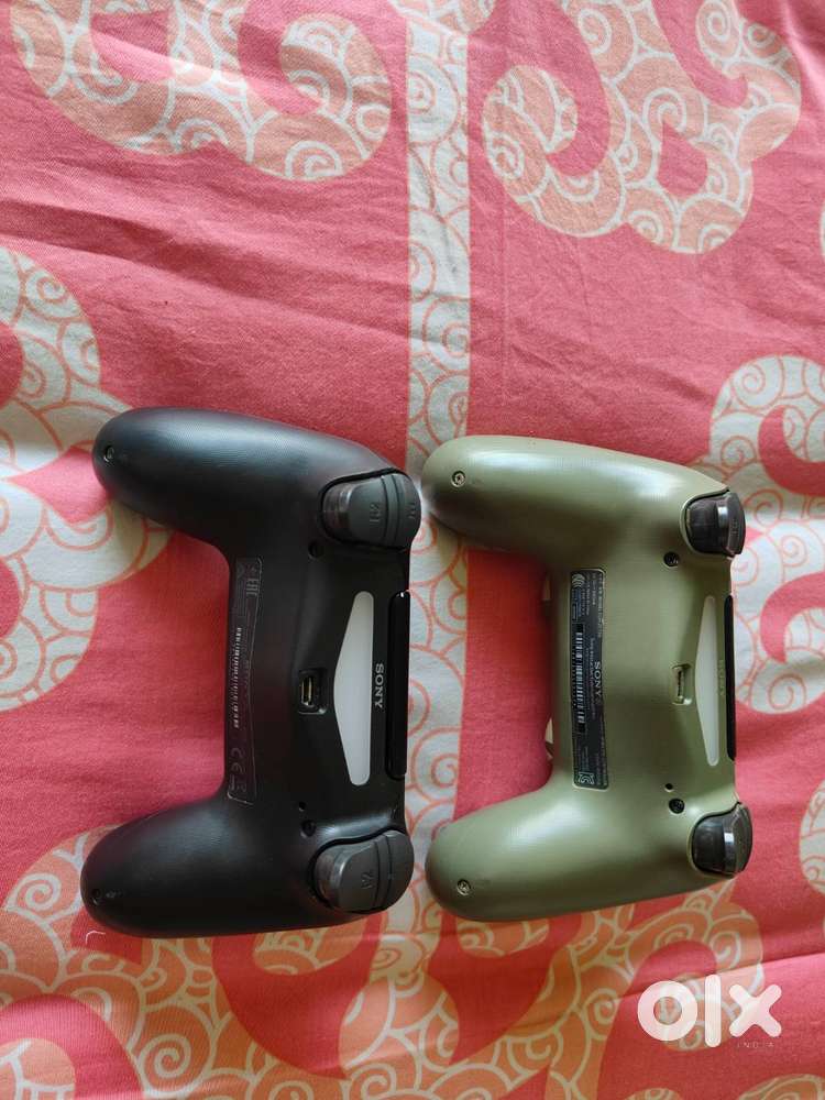 PS4 remotes
