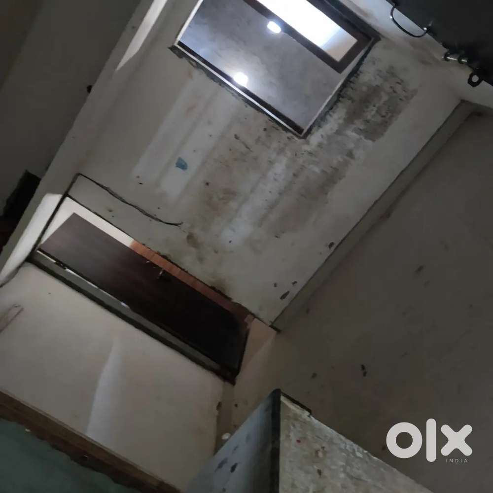 1RK for rent in devilal colony sector 9