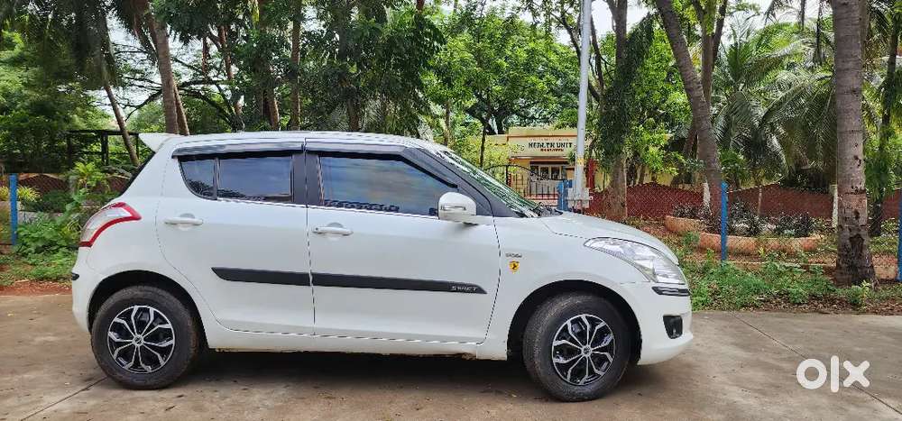 Maruti Suzuki Swift 2013 Diesel 160000 Km Driven