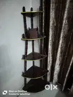 Home decor plus space for showpiece