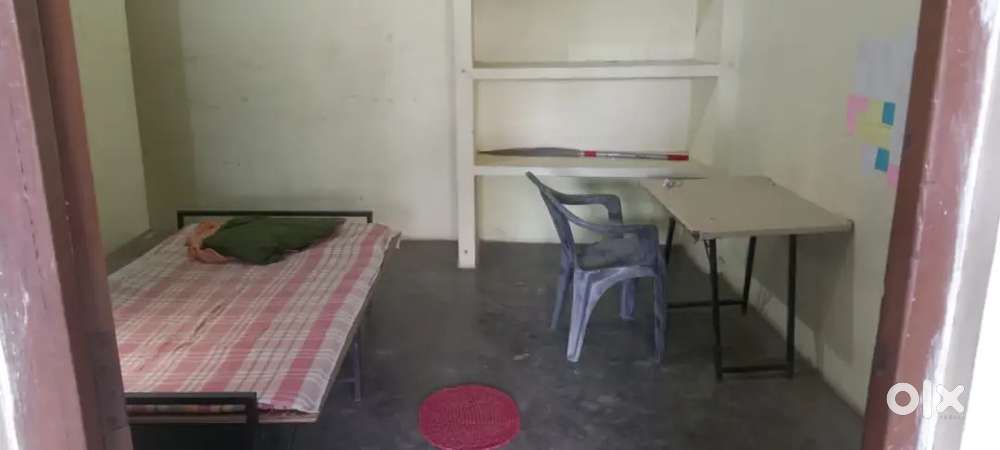 Rent Room Bachelor and students