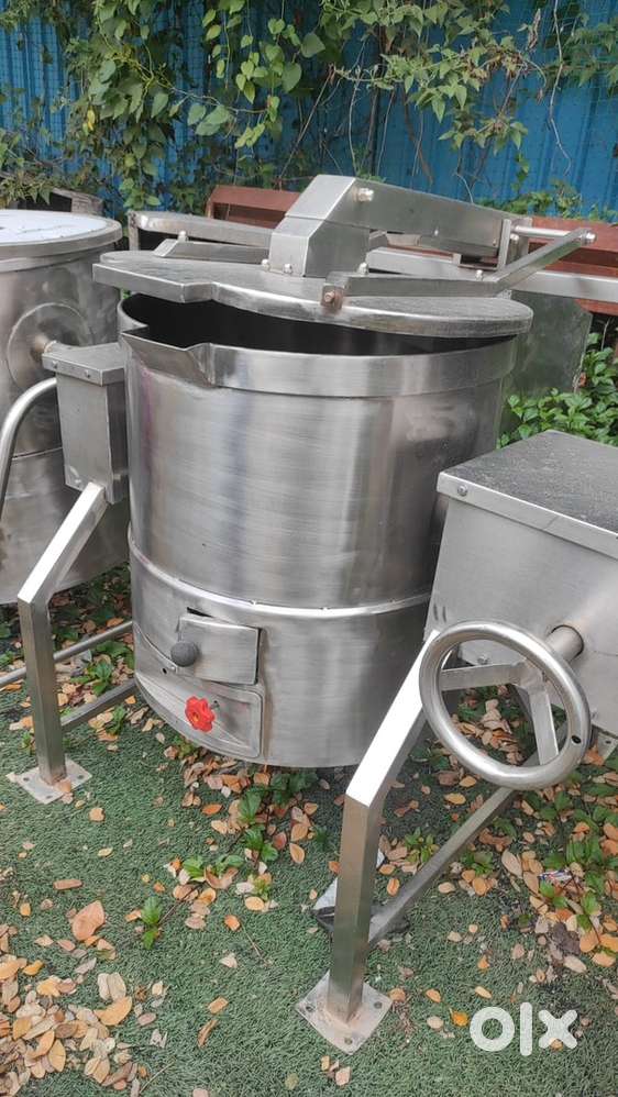 Food mixers-boilers for hotel restaurant