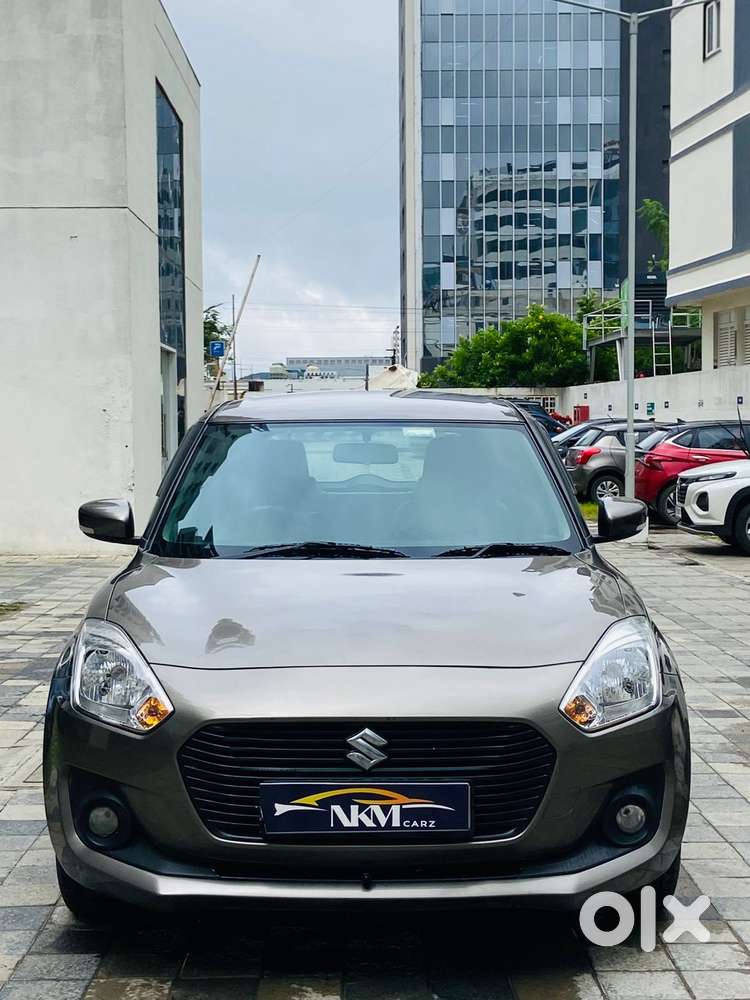 Maruti Suzuki Swift VXi + Manual, 2020, Petrol