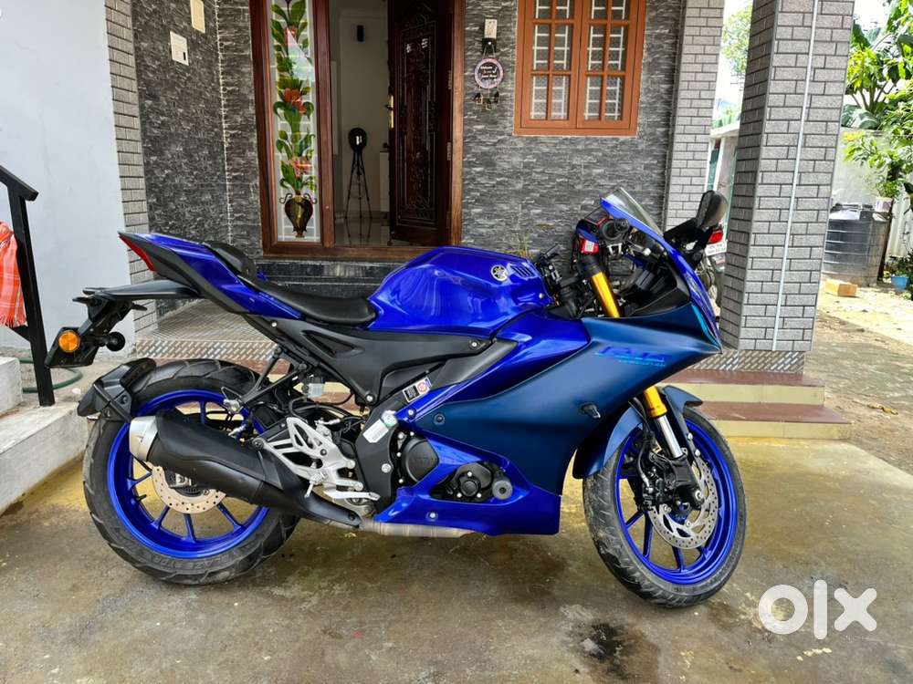 Verision 4 less usage showroom condition bike with extra installation