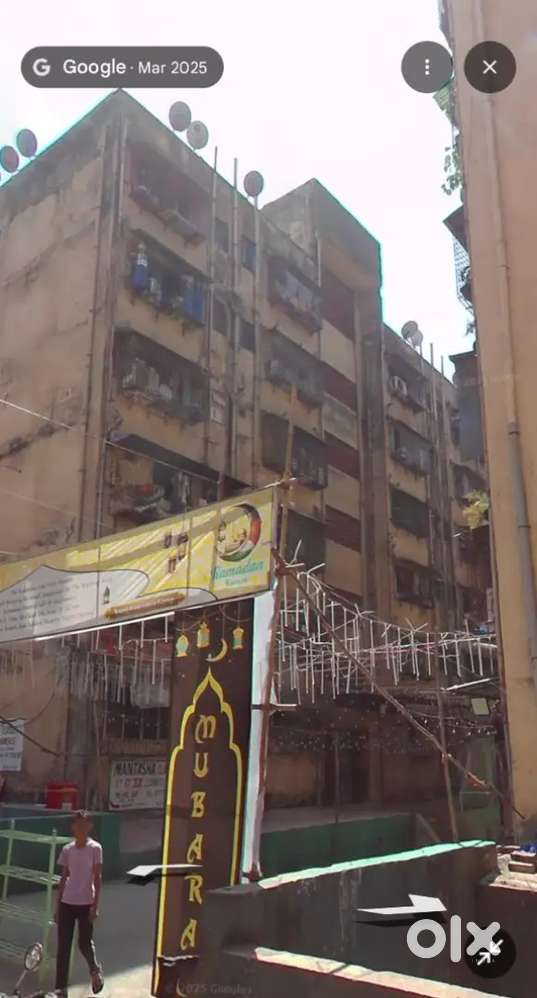 House fro sale 20 lakh  and heavy deposit 10 lakh and monthly rent7500