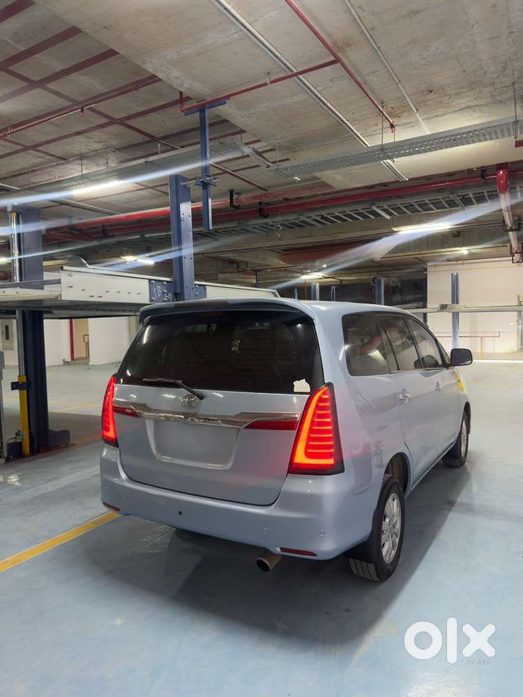 Toyota Innova 2.5V 2009