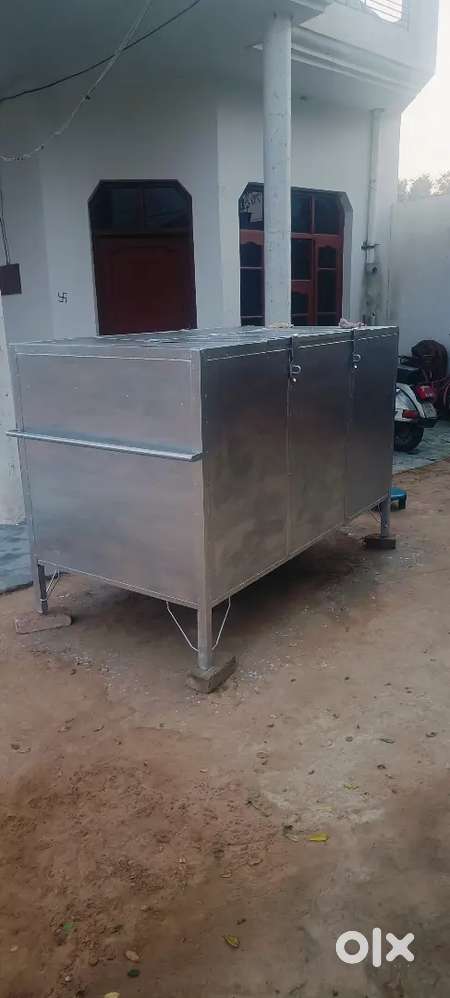 Steal box ( ਪੇਟੀ)