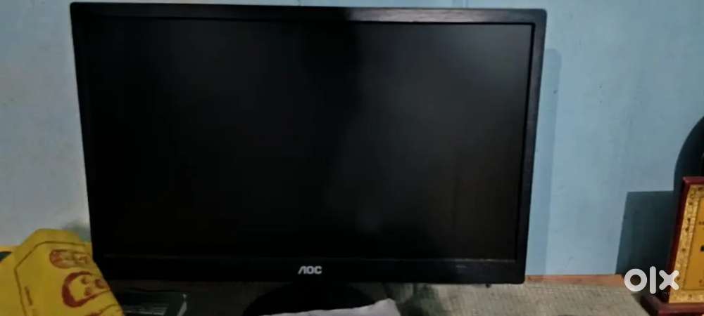 19 inches AOC Monitor