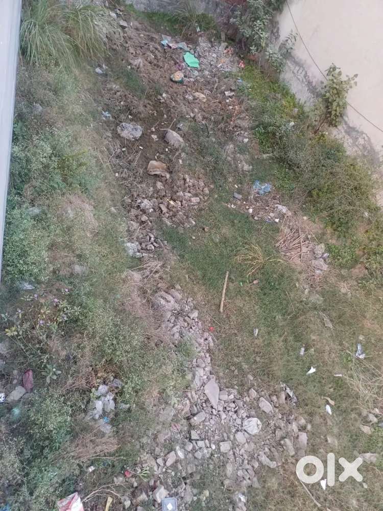 100 gaj plot for sale