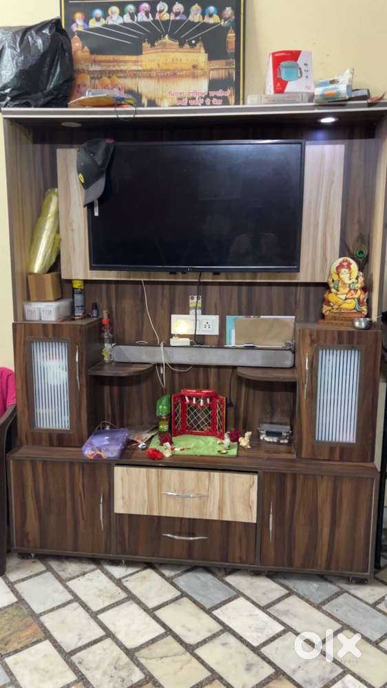 Led stand wordrobe