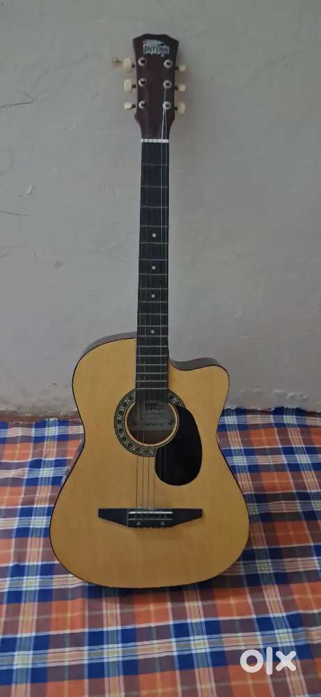 Guitar good condition 7000 rs only