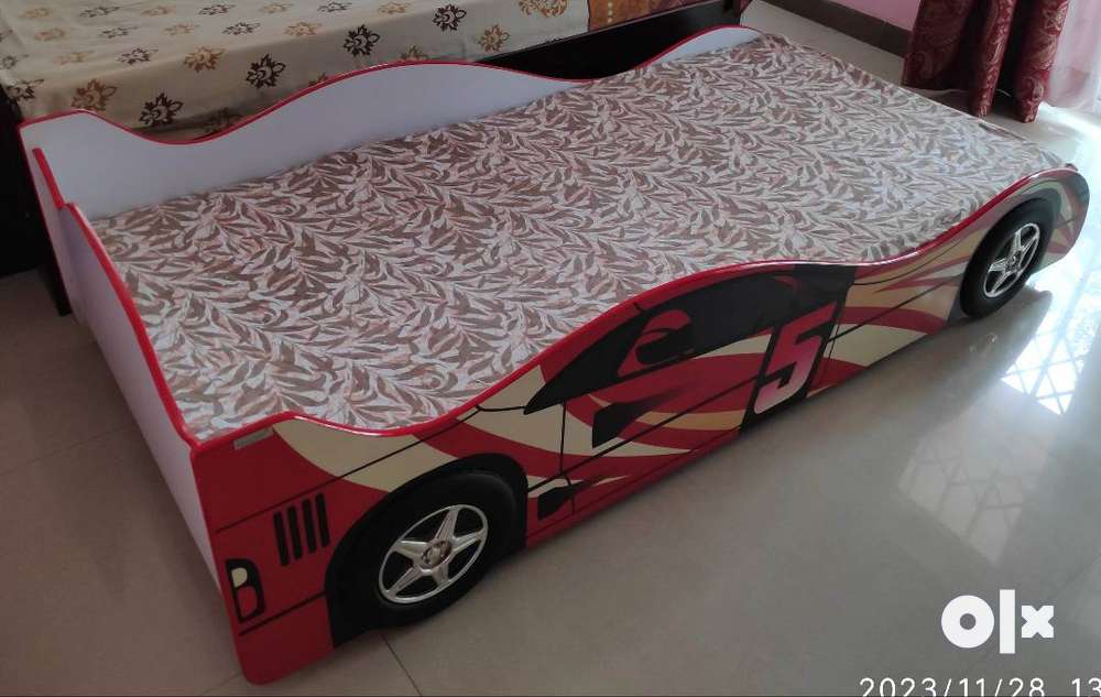 Kids size single bed with mattress