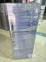 I'd67refrigerator Whirlpool double door 300 ltr 5 star