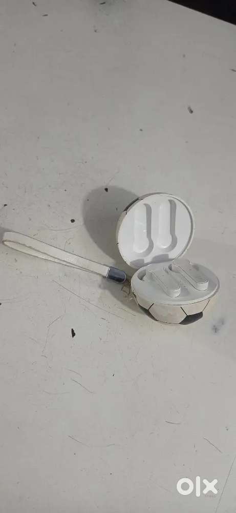 Earbuds football design