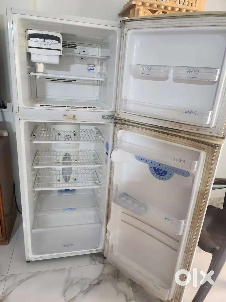 LG 240L Fridge double door