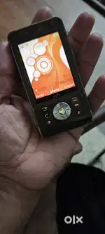 Sony walkman model at just Rs 3500