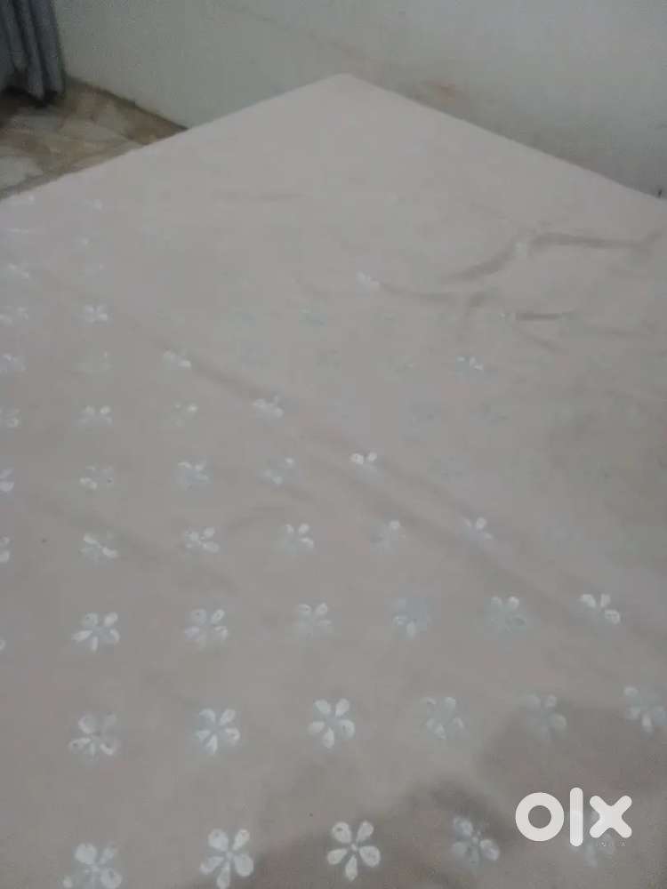 Table bed without box