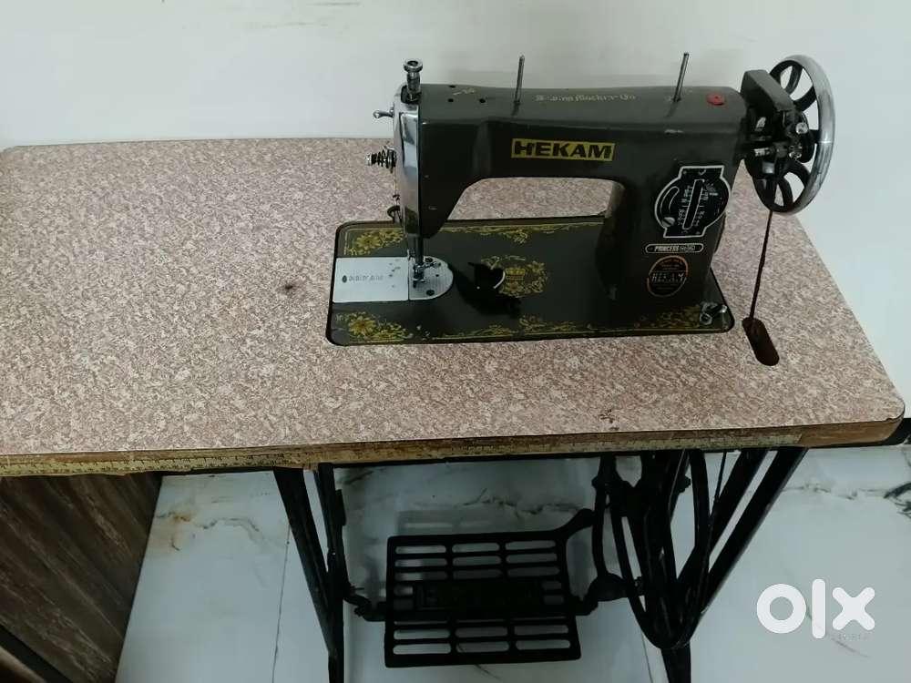 Ardha Aata Nu Sewing Machine and 5 seater Sofa Dream Decora Na