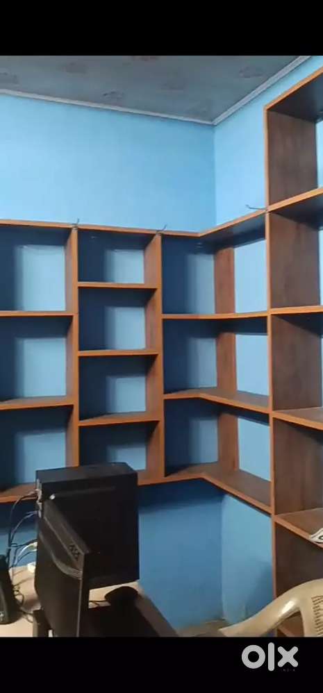 ഫുർണിച്ചർ    shop shelf