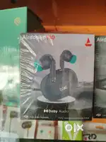 Boat ear buds