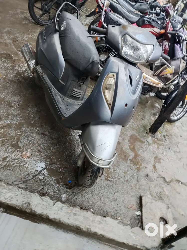 Suzuki access 2011 fr sales rs 17999