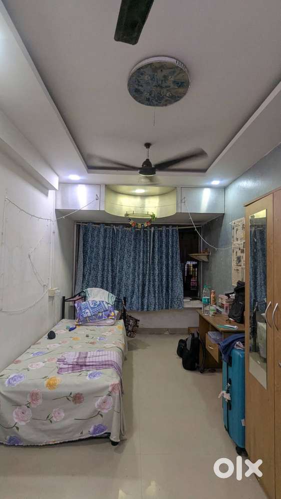 Looking for Female flatmates