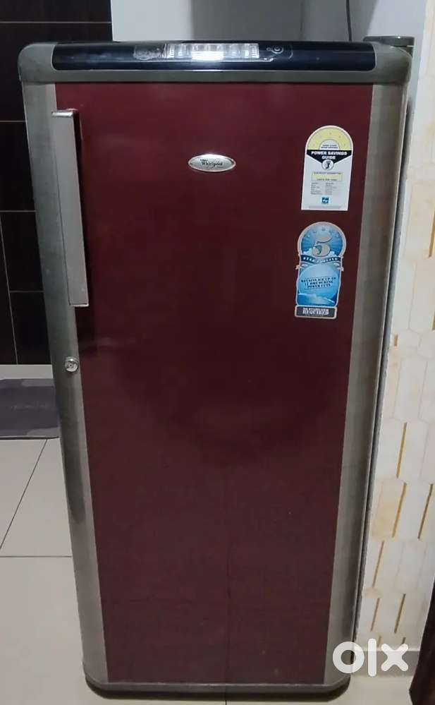 Whirlpool single door fridge