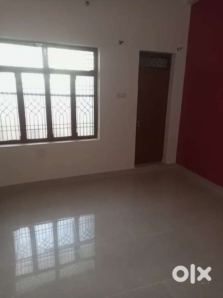 Ground floor for rent