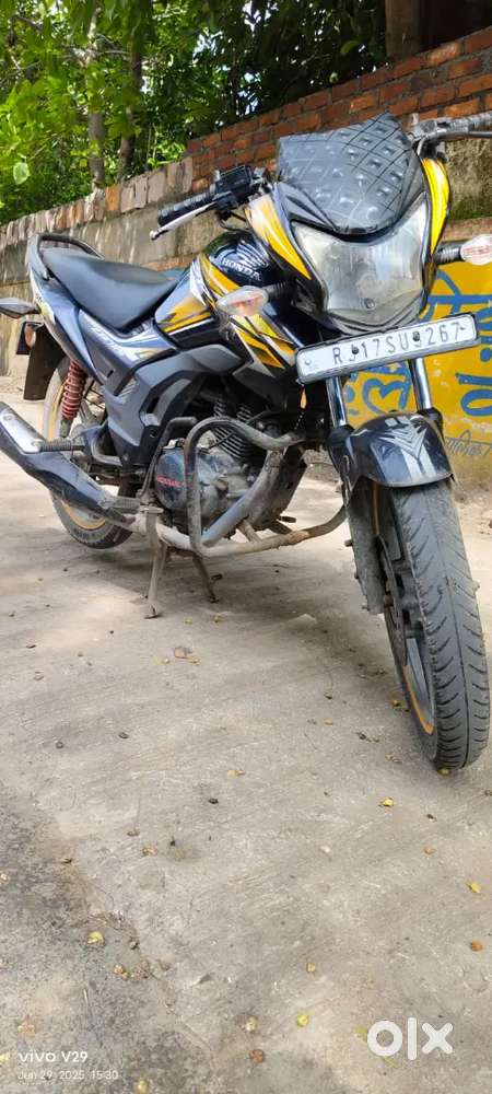 Shine sp125 cc bike