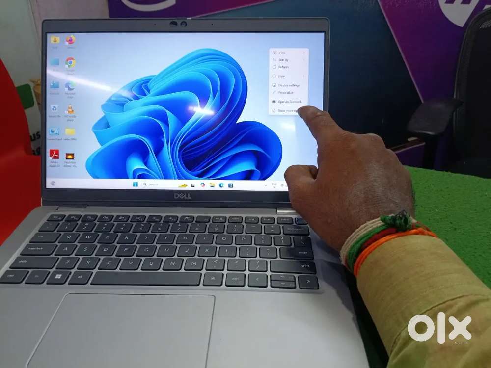 Touch Screen Dell Latitude 5320 High Speeds i7 11th Gen 32gb RAM 512gb