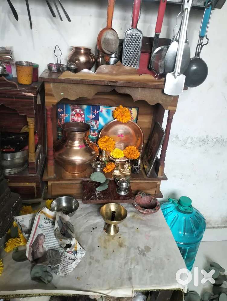 Wooden mandir