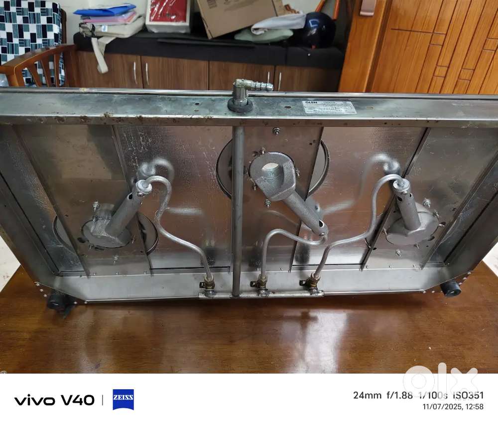Gas stove  3 Burner