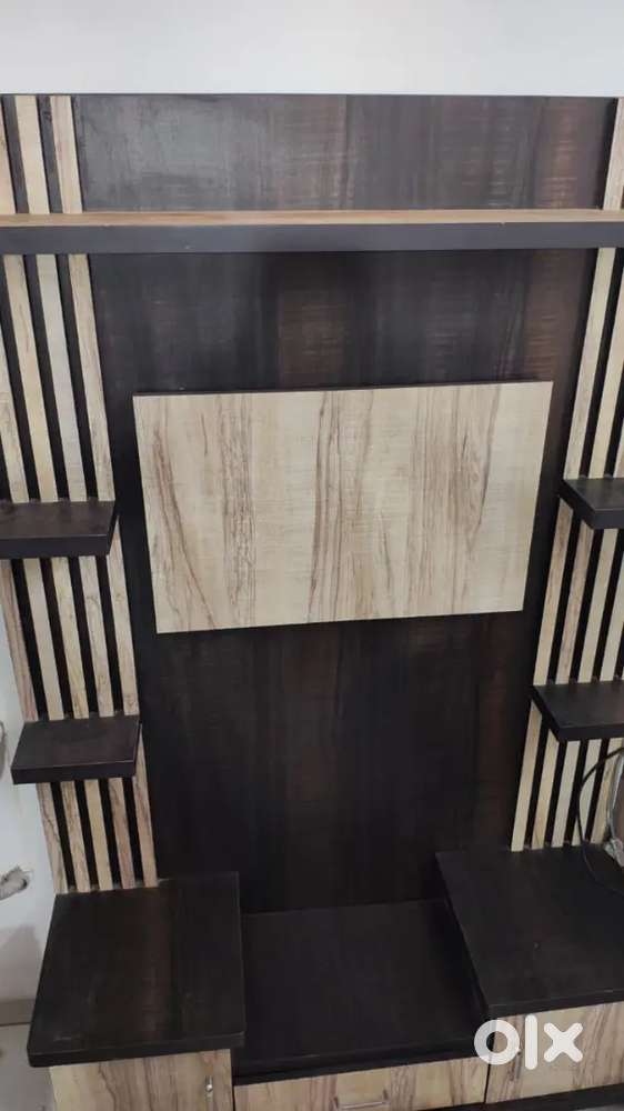 TV UNIT NEW CONDITION